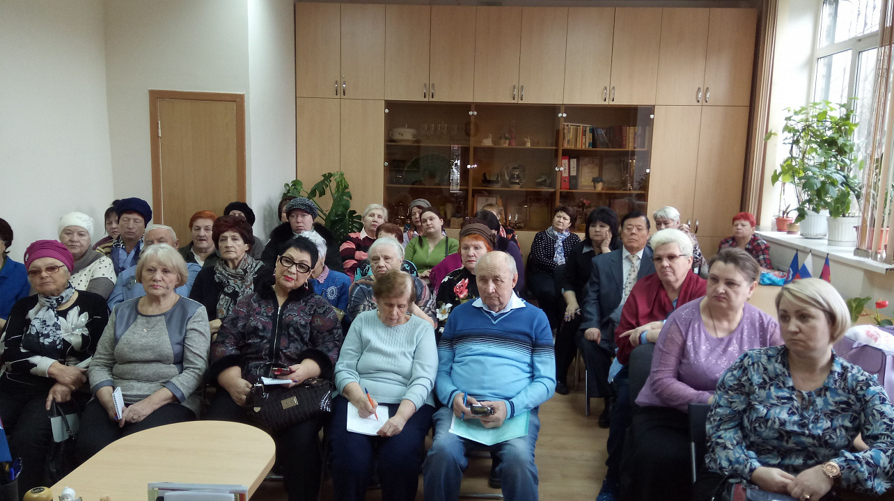 Председатели ТОС избирательного округа №25 заслушали отчет о проделанной работе депутата городской Думы Краснодара Людмилы Головченко