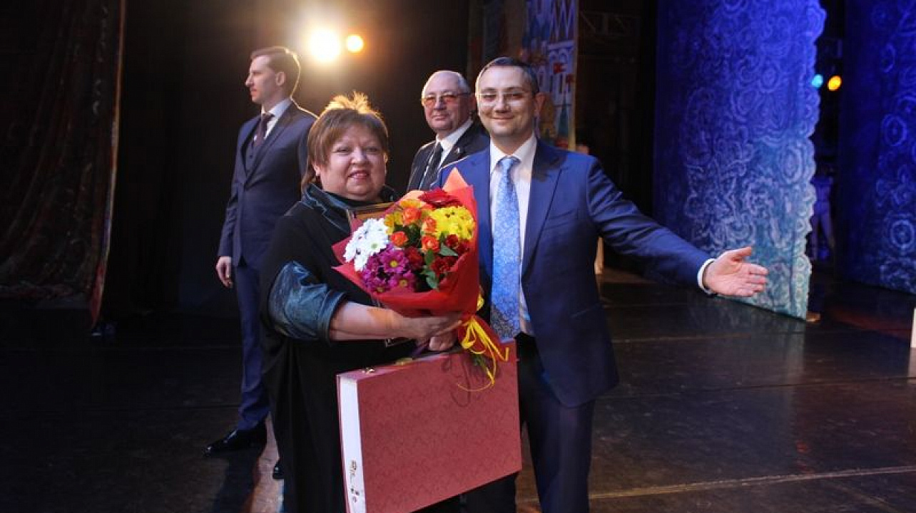 Председателей органов ТОС Центрального округа чествовали на городском новогоднем балу общественности