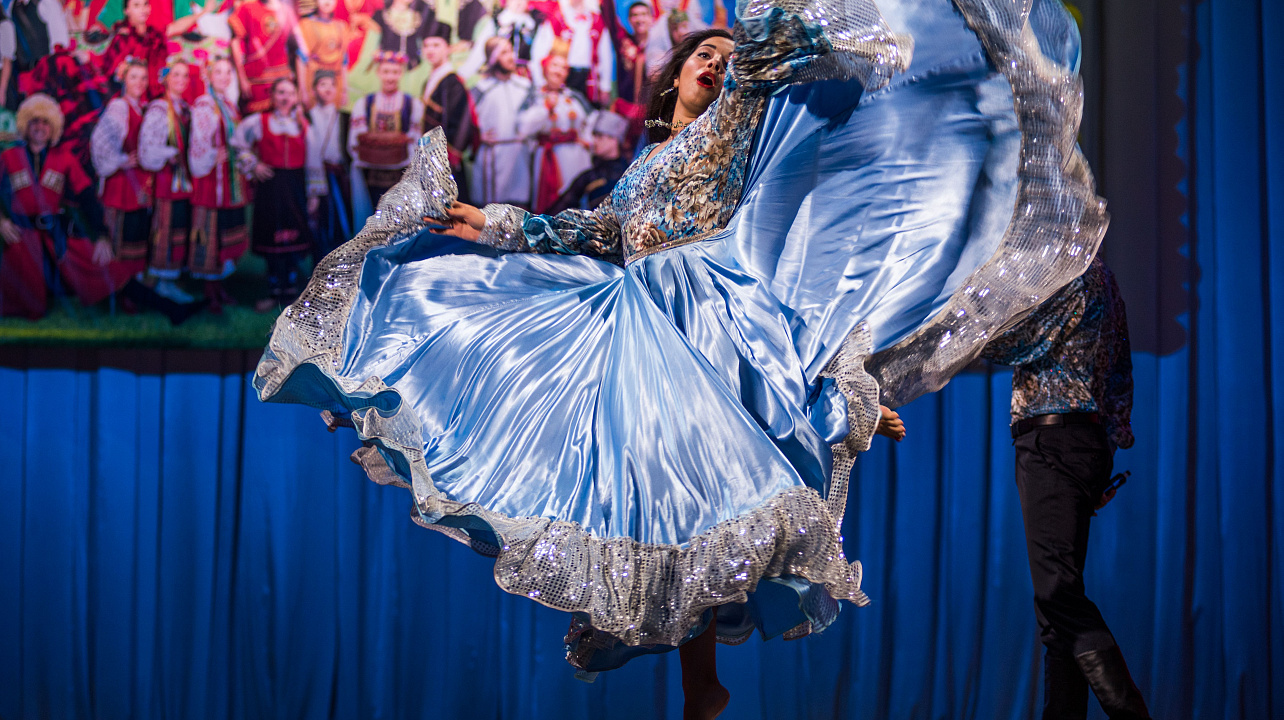 С аншлагом прошёл в Краснодаре традиционный фестиваль национальных культур (6).jpg