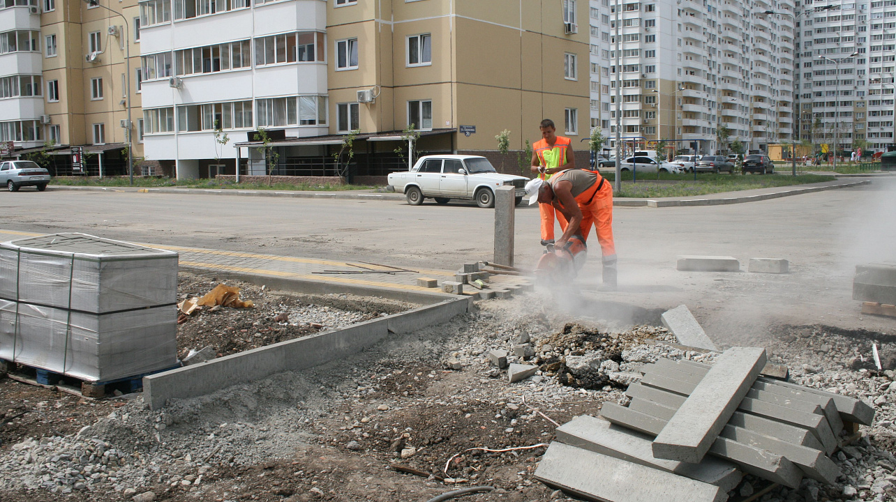 Микрорайон Московский благоустраивается