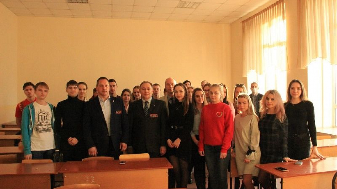 Студенты института физической культуры, спорта и туризма встретились с ветеранами боевых действий