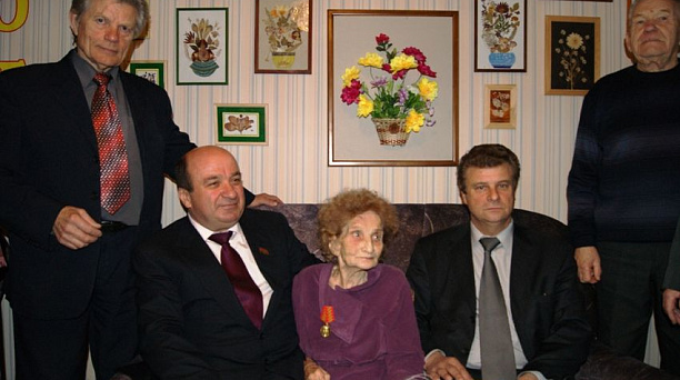 Столетний юбилей отметила жительница Западного округа