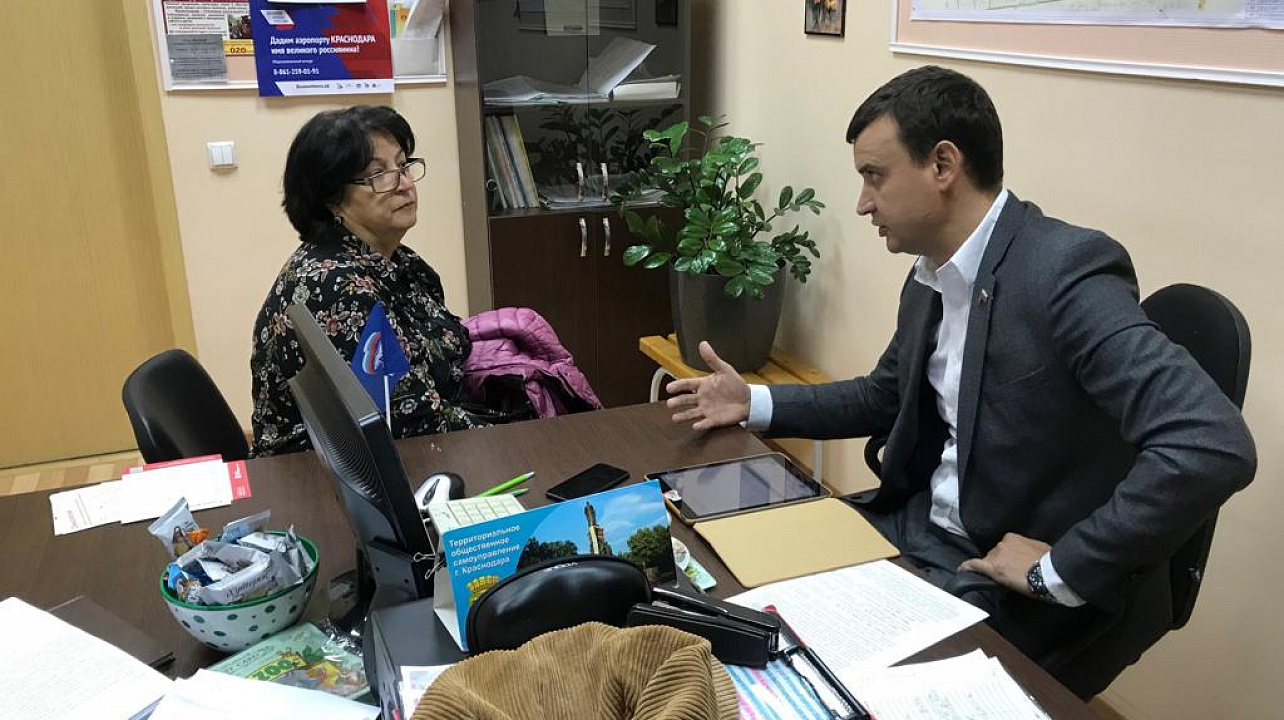 Прием граждан депутатом Городской думы состоялся в жилом районе Новознаменский