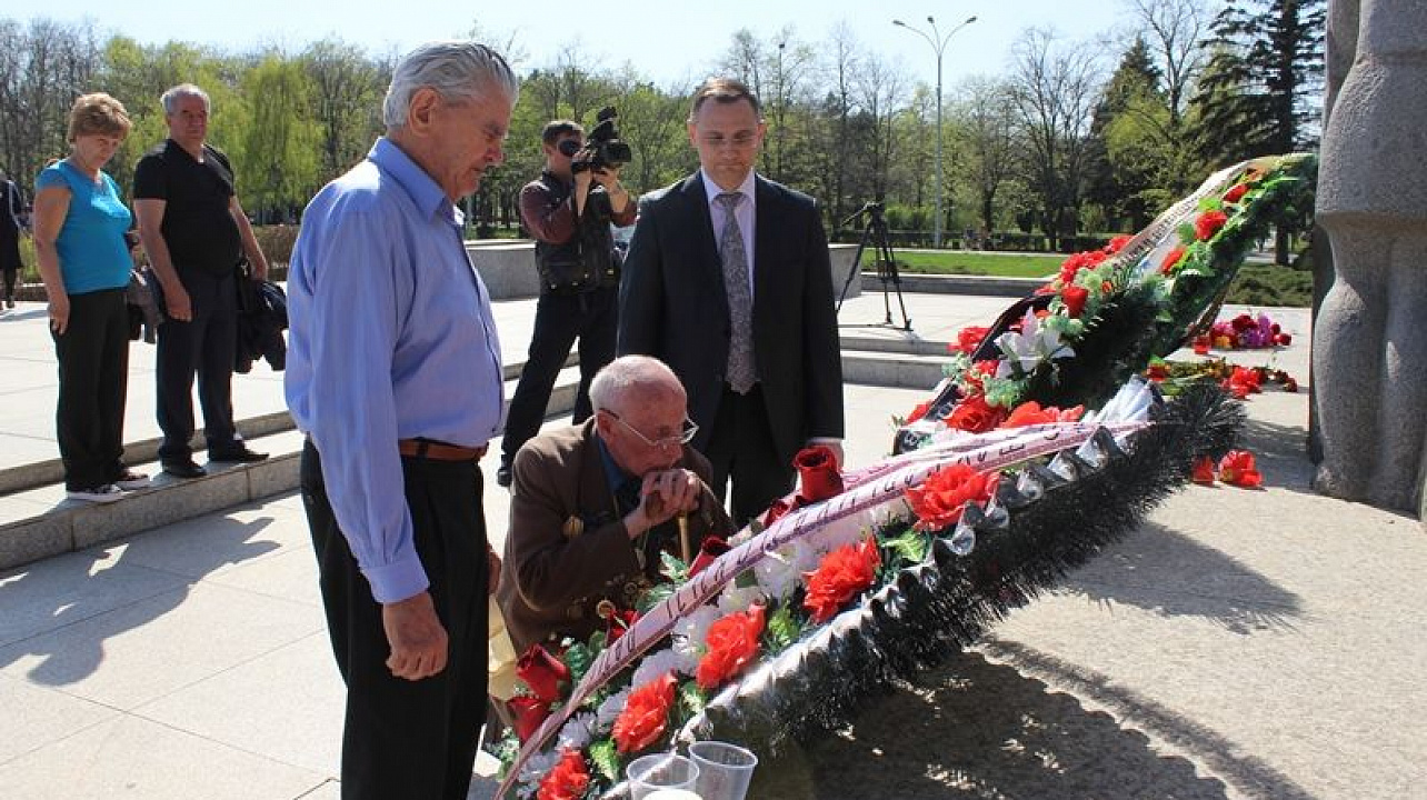 Сегодня в Центральном округе прошел митинг-реквием, посвященный Международному дню освобождения узников фашистских лагерей
