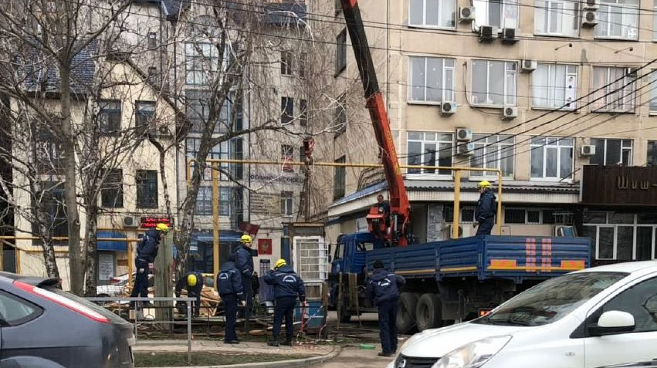 В Западном округе проводятся работы по комплексному благоустройству территории