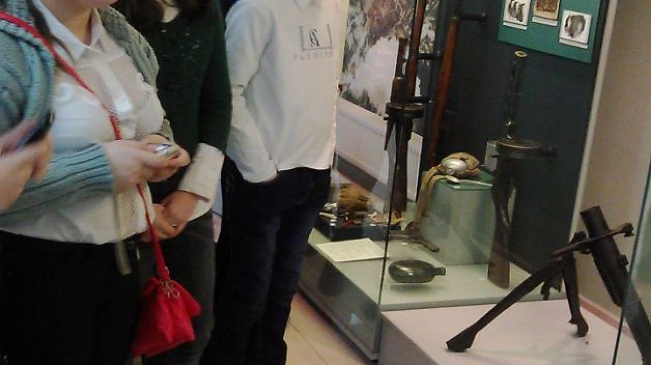 Учащиеся школы №38 ознакомились с историей кубанских казаков в музее им. Е.Д. Фелицына