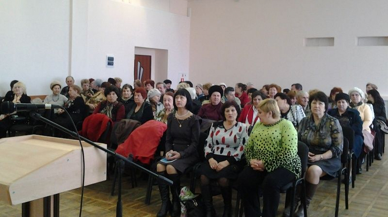 Депутат городской Думы Краснодара Сергей Вальтер отчитался о проделанной работе