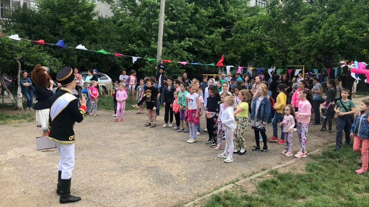 В Центральном округе продолжаются праздники, посвященные Дню защиты детей
