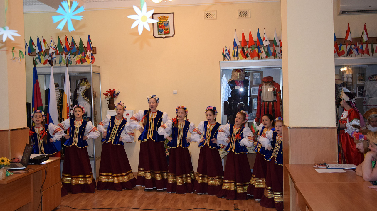 Организации Центра национальных культур отметили День дружбы и единения славян (6).JPG