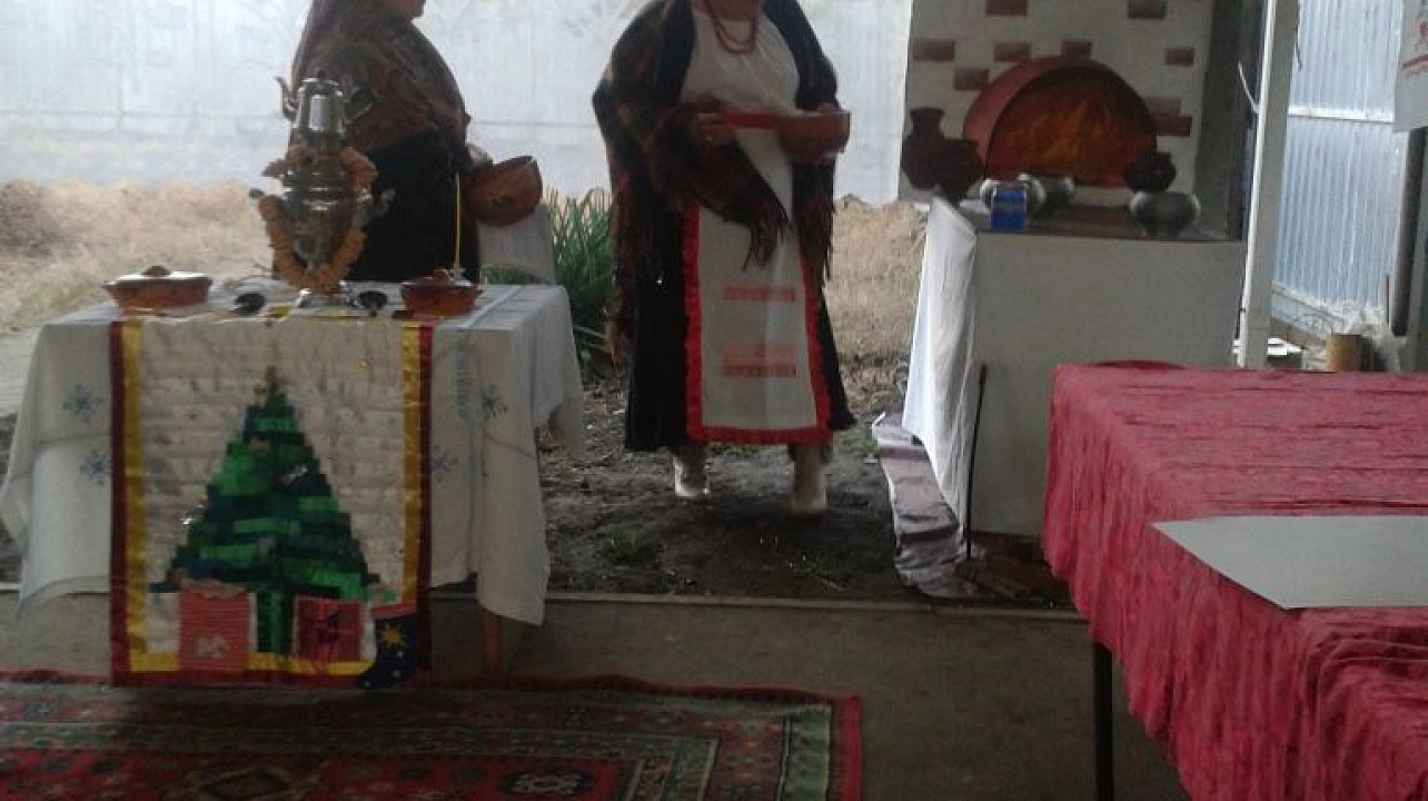 Общественники ТЦ №25 Прикубанского округа к Новому году подготовили театрализованное представление