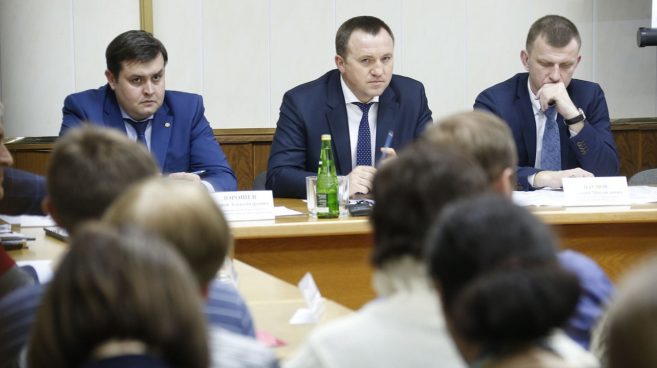 В администрации Прикубанского округа состоялась очередная встреча с жителями микрорайона ул. Казбекской