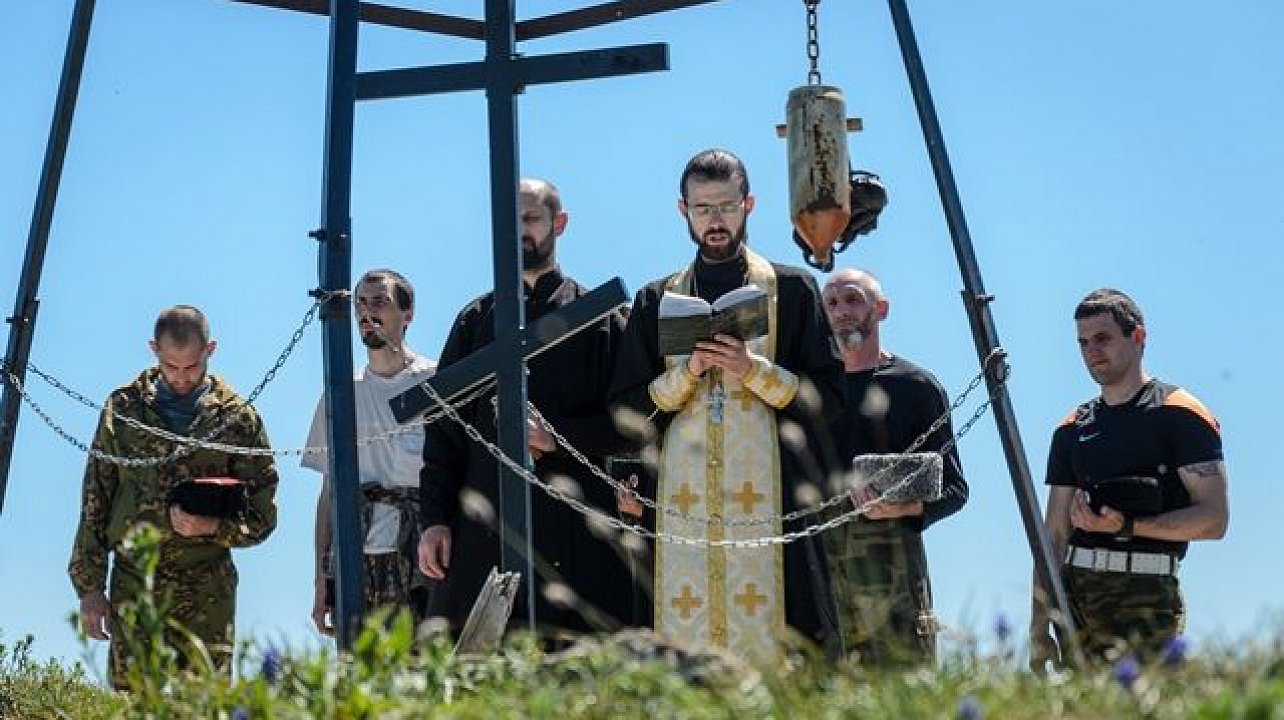 Казаки организовали и провели поход, посвящённый 72-годовщине Победы в Великой Отечественной войне