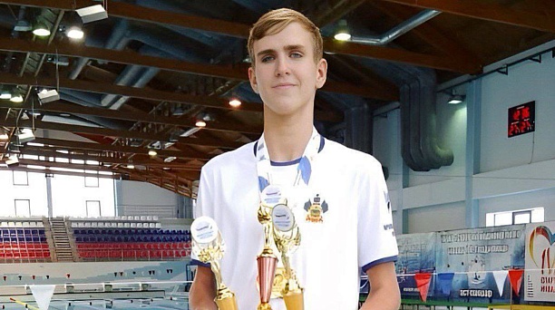 Краснодарец завоевал четыре золотых медали в соревнованиях по плаванию среди спортсменов с нарушением зрения