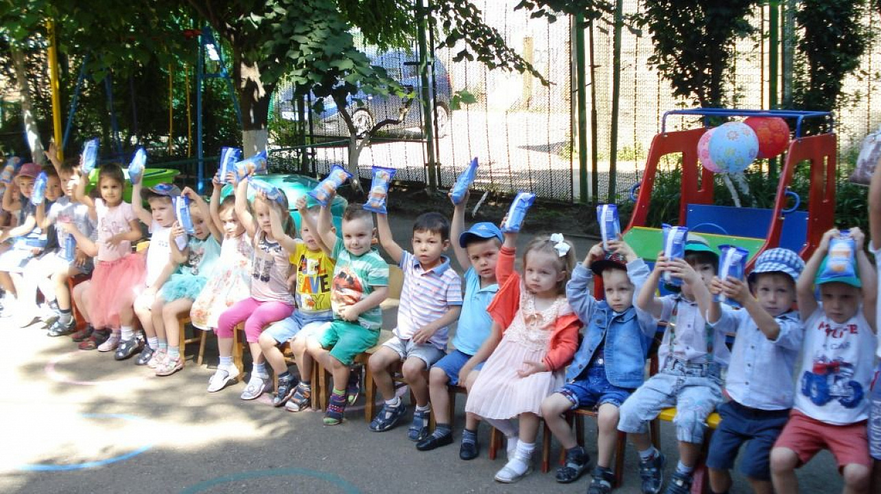 В детском саду Западного округа педагоги организовали праздник для своих воспитанников