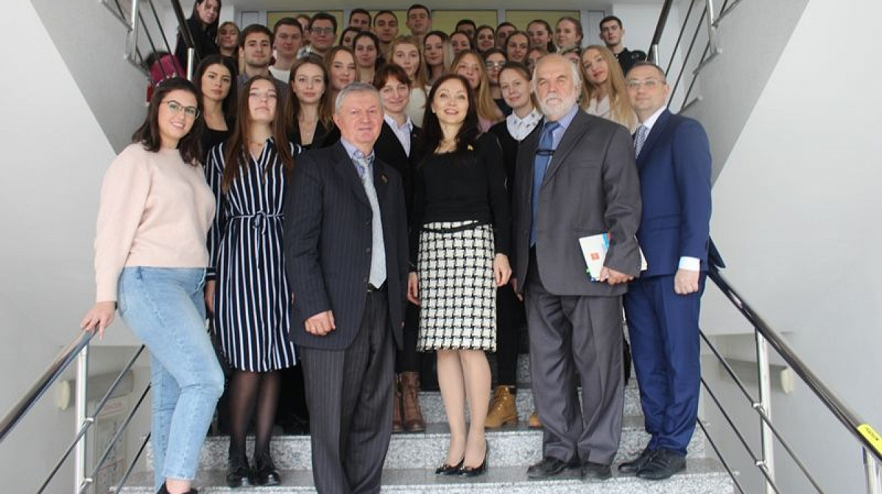 В Кубанском государственном университете обсудили конституционные права и свободы граждан