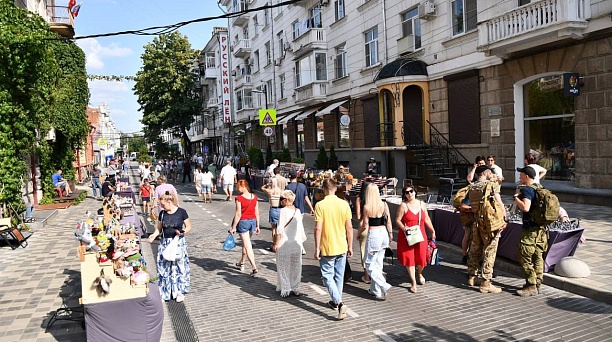 В округах проработают создание пешеходных зон по аналогии с ул. им. Чапаева