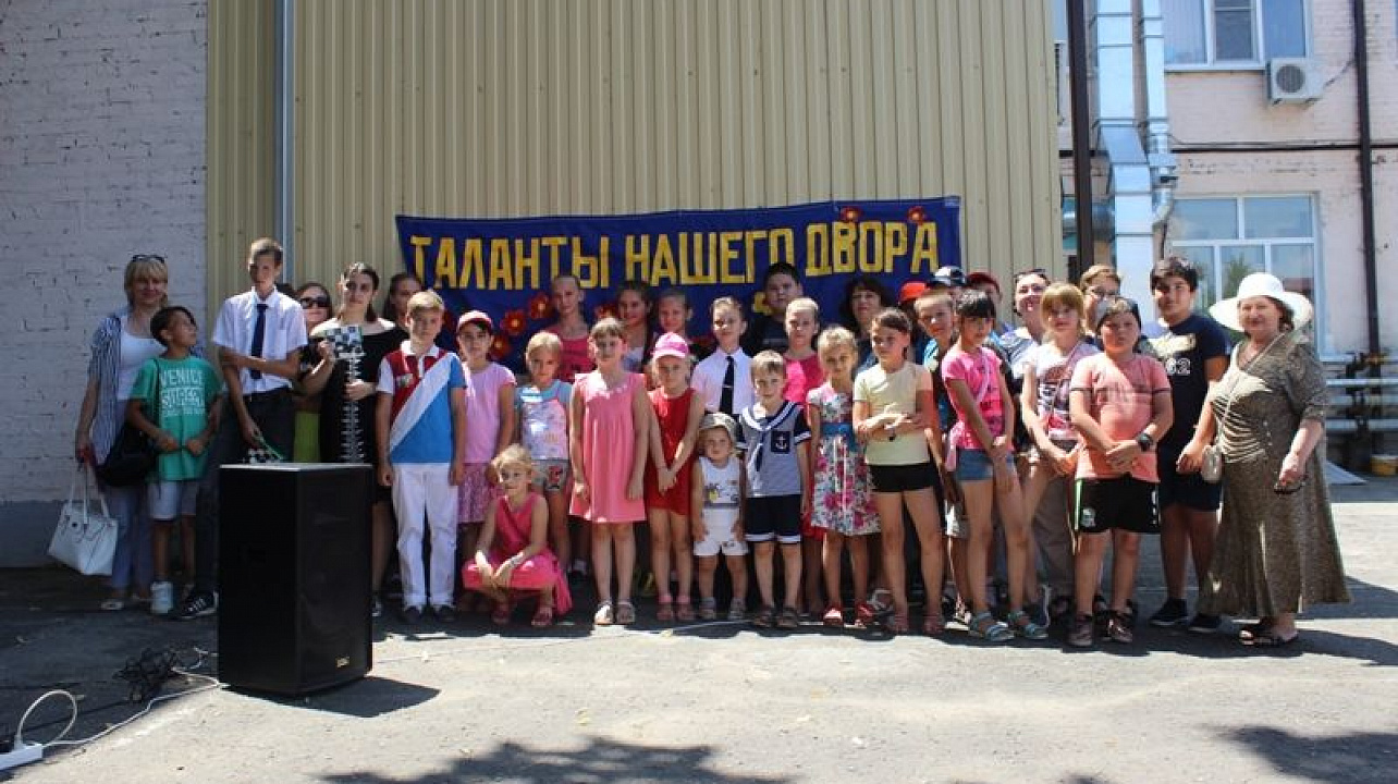 В Центральном округе продолжается конкурс детского творчества