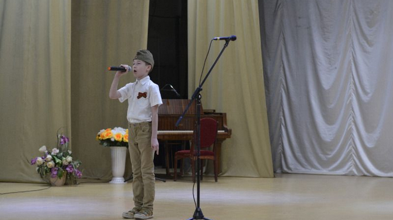 Концерт «Исповедь солдатского сердца» прошел в ДК ВОС.jpg