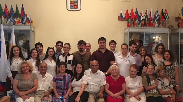 В заседании круглого стола, посвящённого Международному дню молодёжи, приняли участие председатели национально-культурных объединений