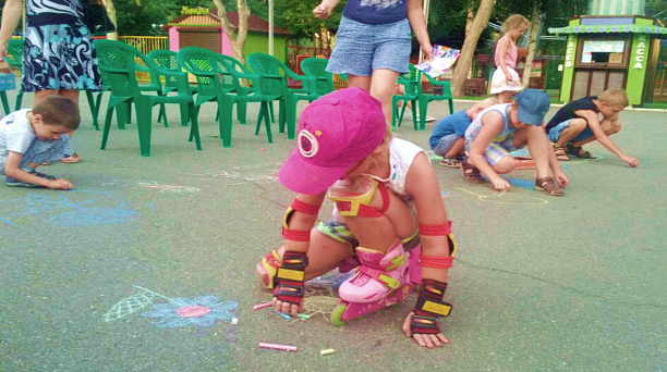 В Парке Победы прошли конкурсы детских рисунков