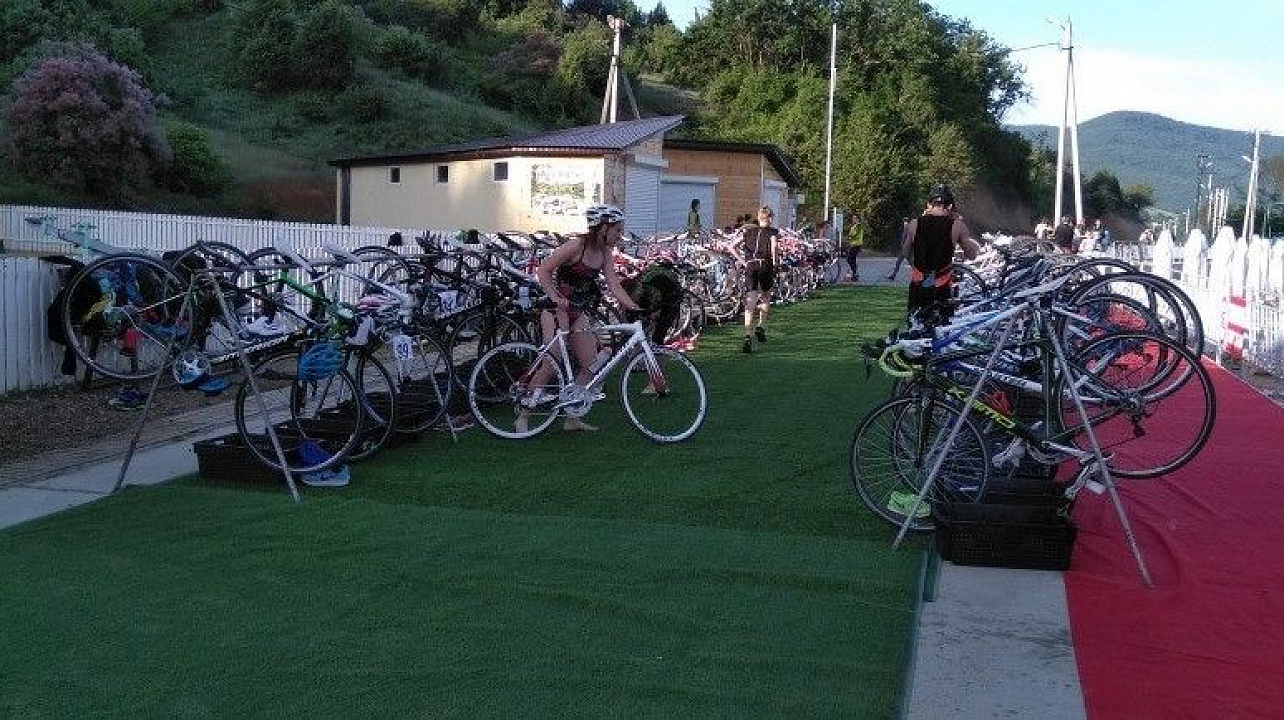 Триатлонисты «Спортивной школы олимпийского резерва № 3» завоевали 10 медалей на первенстве Края