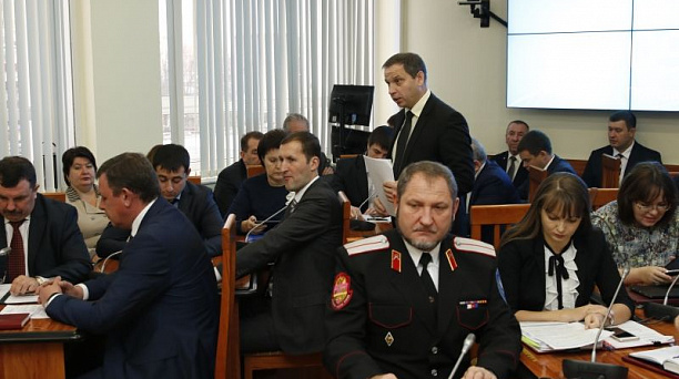 Евгений Первышов поручил увеличить расходы на озеленение Краснодара