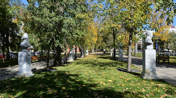 В Краснодаре по национальному проекту благоустроили бульвар «Мариинский»