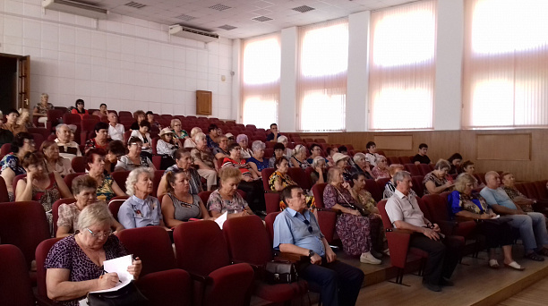 В администрации Западного округа прошло расширенное совещание с представителями управляющих компаний, ТСЖ, РЭП и руководителями ТОС