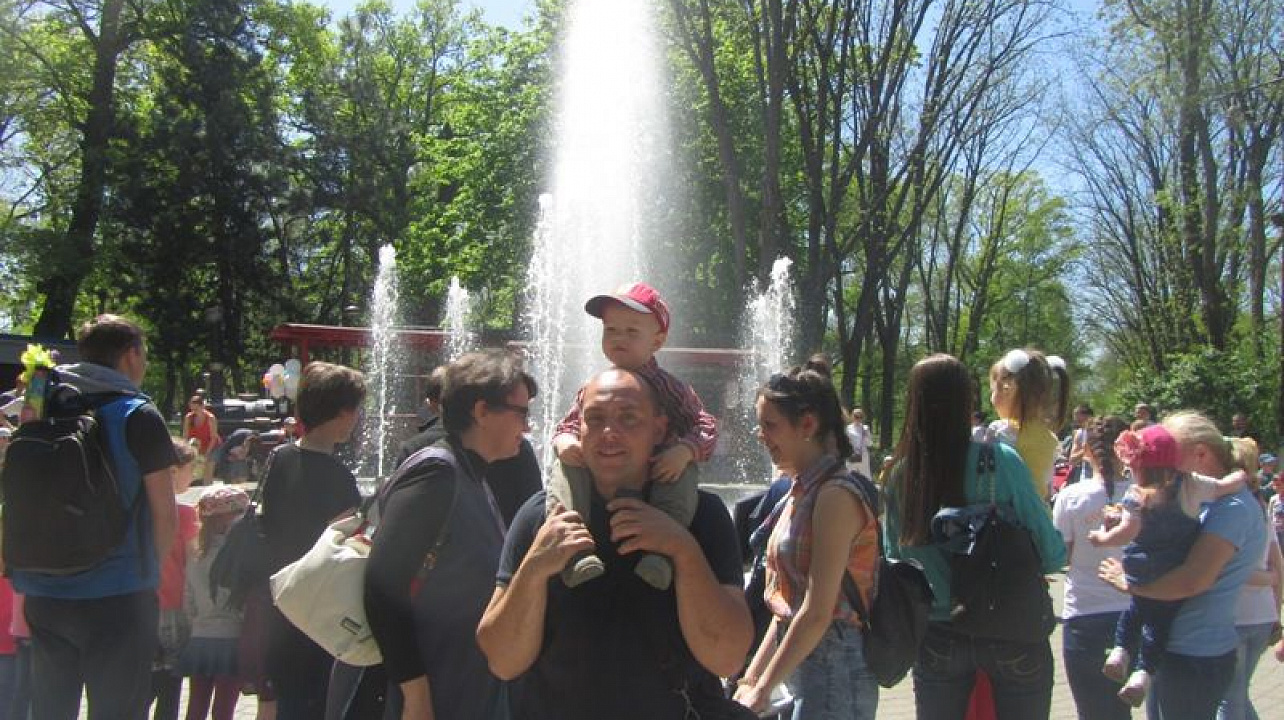 В Центральном округе торжественно открыли сезон фонтанов