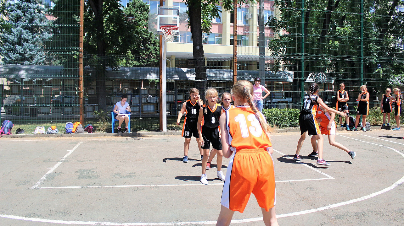 Завершились зональные соревнования по баскетболу на Кубок губернатора Краснодарского края