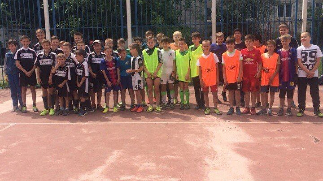 В Краснодаре стартовал турнир по мини-футболу на Кубок главы