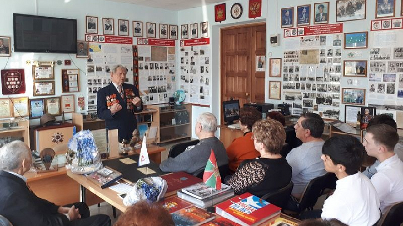 В школе № 6 состоялась встреча с ветеранами ВОВ