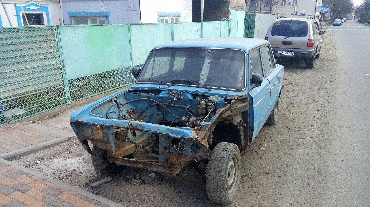 В Западном округе проведен очередной рейд по выявлению брошенного автотранспорта