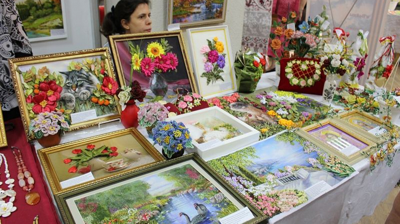 Общественные организации достойно представили Центральный округ на городском фестивале общественных объединений