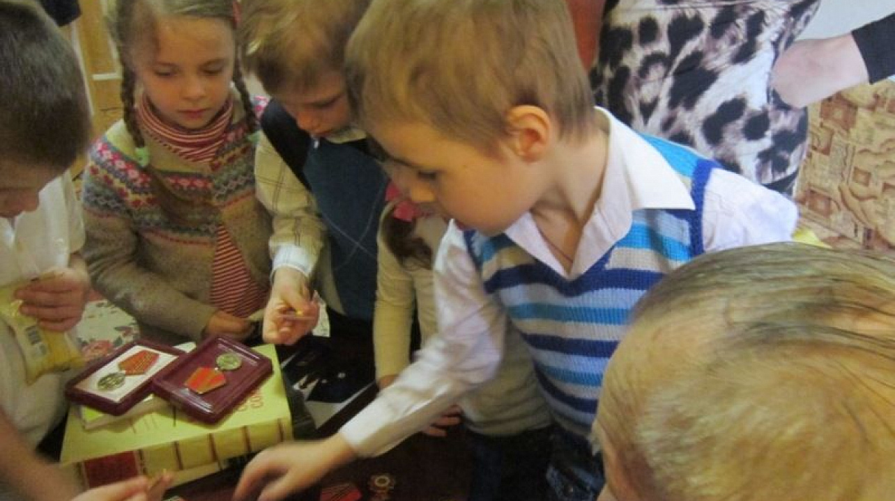 Воспитанники детского сада № 94 побывали в гостях у ветерана