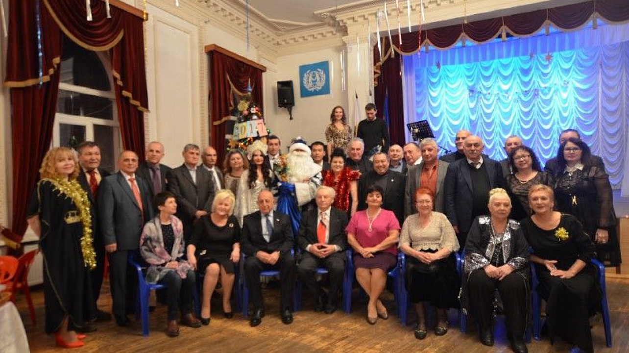 Новогодний вечер дружбы с участием руководителей национально-культурных объединений состоялся в Краснодаре.JPG