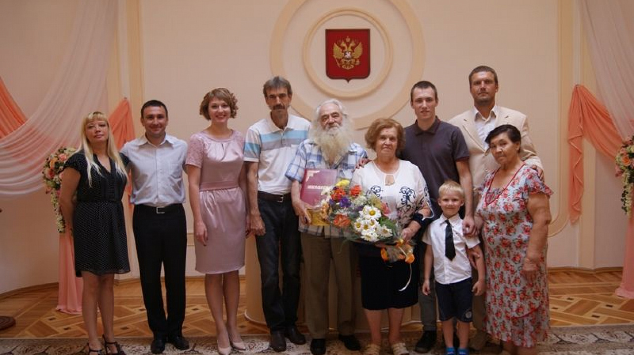 «Золотые юбиляры» Западного округа  принимают поздравления