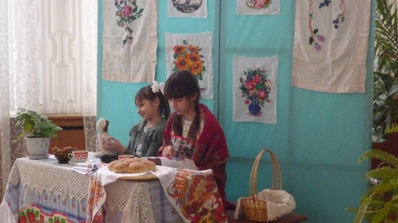 В ЦТД поселка Лазурного отдали дань памяти труженикам тыла