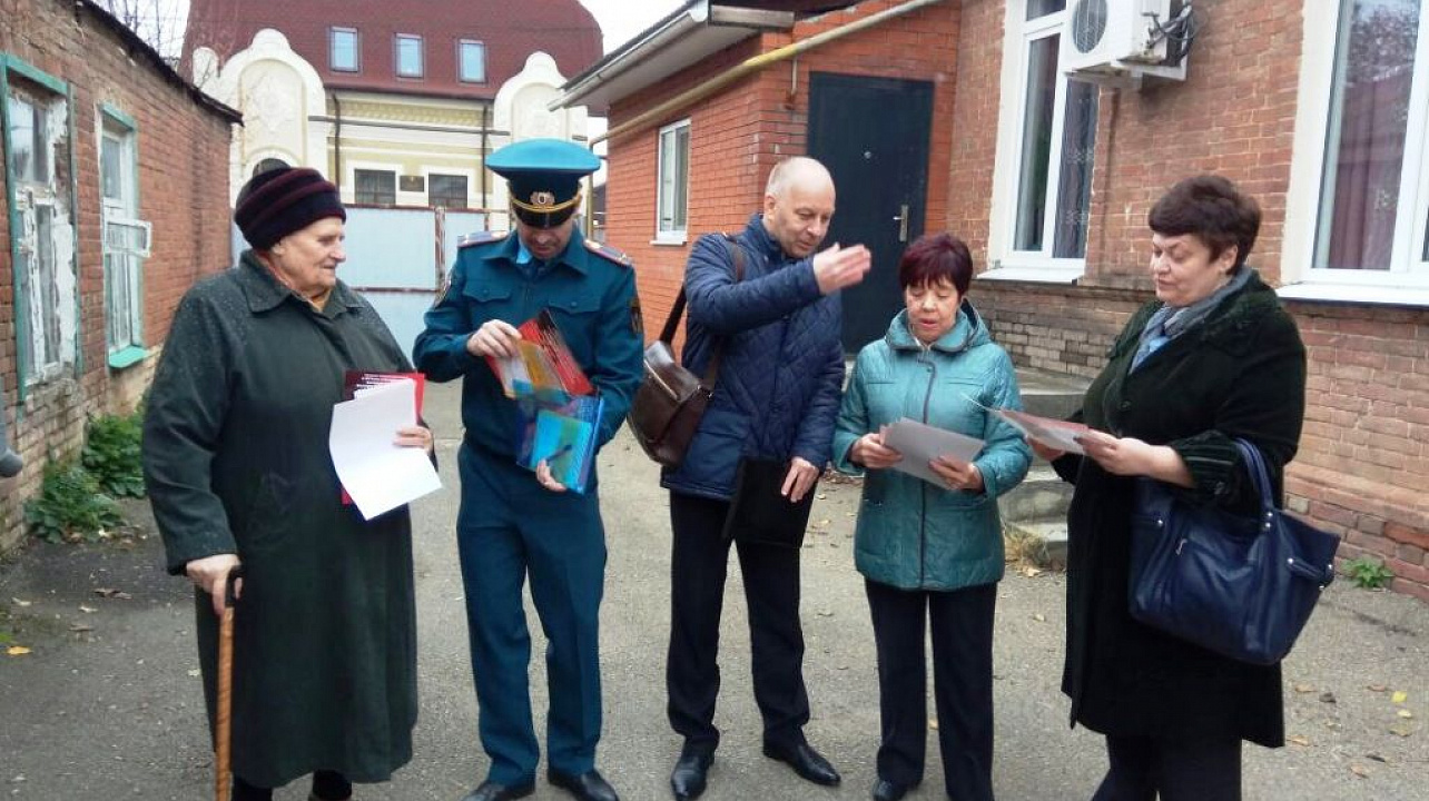 В Западном округе прошли рейдовые мероприятия по обеспечению пожарной безопасности в осенне-зимний период