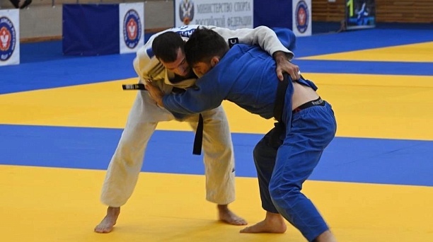 Выиграл пять схваток и завоевал «бронзу»