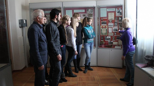 Экскурсия для студентов прошла в музее Краснодарского музыкального колледжа им. Н.А. Римского-Корсакого Западного округа