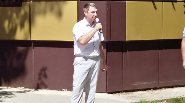 В Карасунском внутригородском округе в сквере «Молодежный» состоялся спортивно-массовый праздник, посвященный «Дню физкультурника»