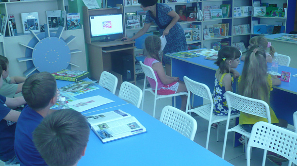 Сотрудники библиотеки им. А.М.Горького провели правовой ликбез «Я и мои права»