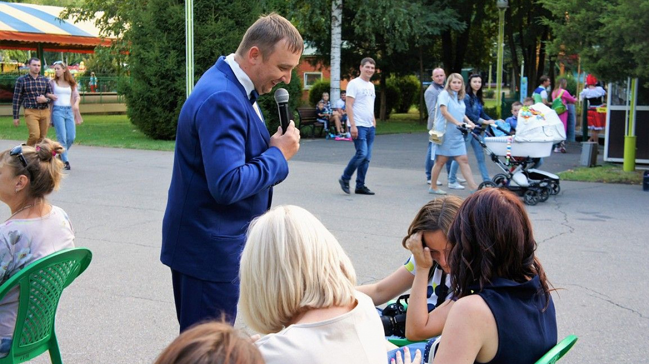 В парке Западного округа состоялся праздничный концерт, посвященный Дню знаний