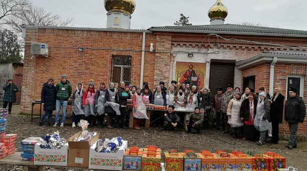 Казаки помогли людям