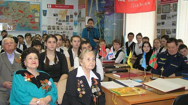 В школе № 6 прошла встреча с ветеранами Великой Отечественной войны