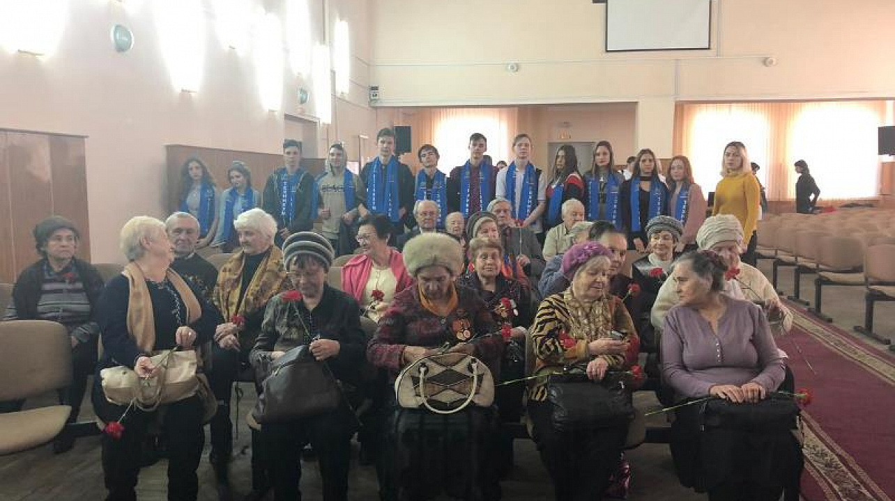 Встреча поколений в Северо-Кавказском техникуме «Знание»