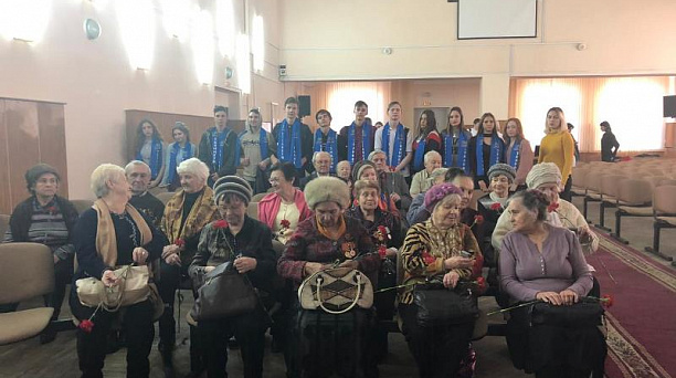 Встреча поколений в Северо-Кавказском техникуме «Знание»