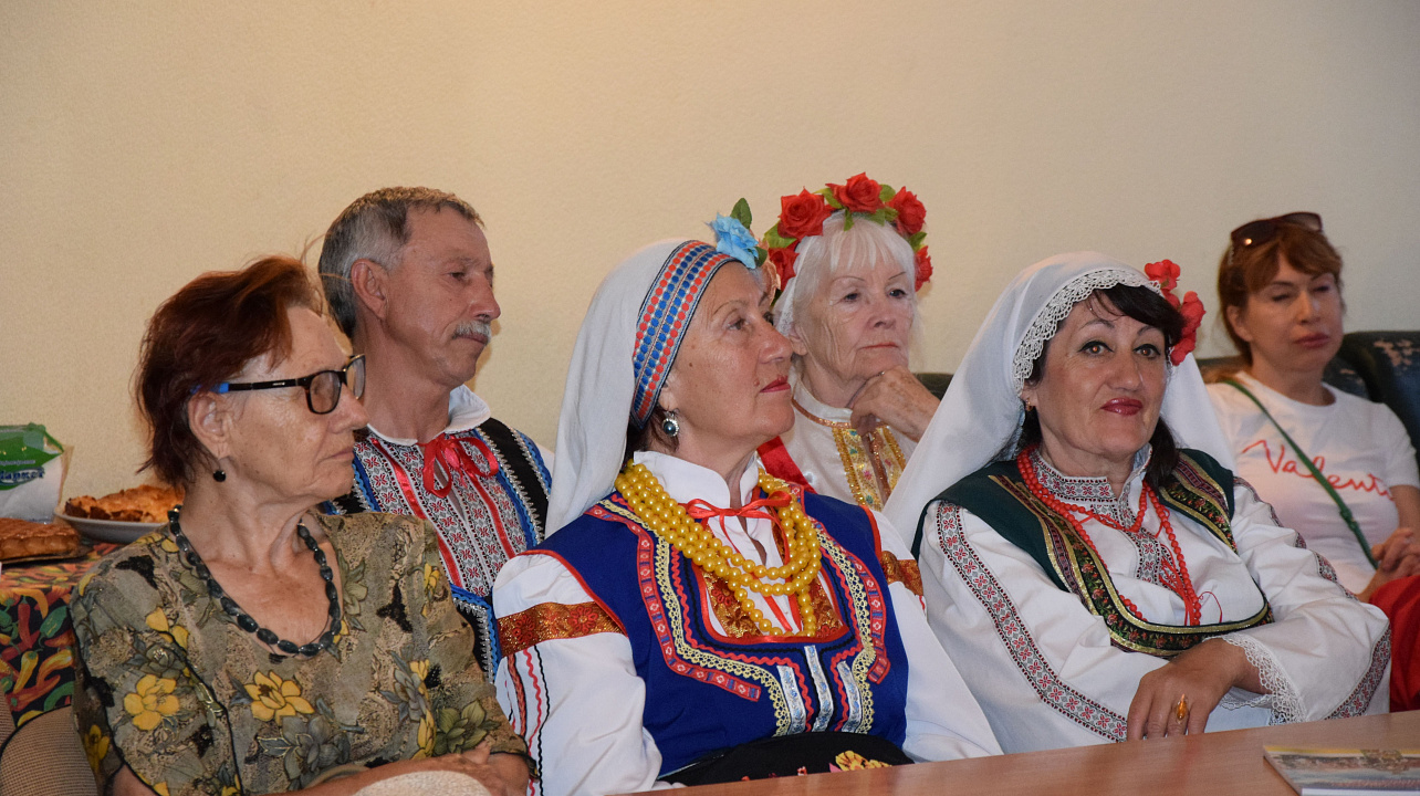 Организации Центра национальных культур отметили День дружбы и единения славян (7).JPG