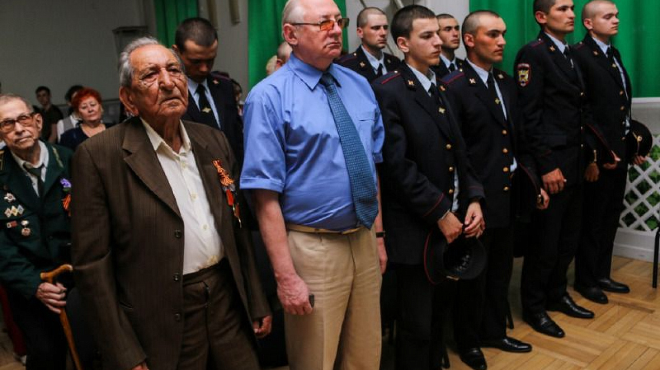 Ветеранов Карасунского округа поздравили с Днем Победы.jpg